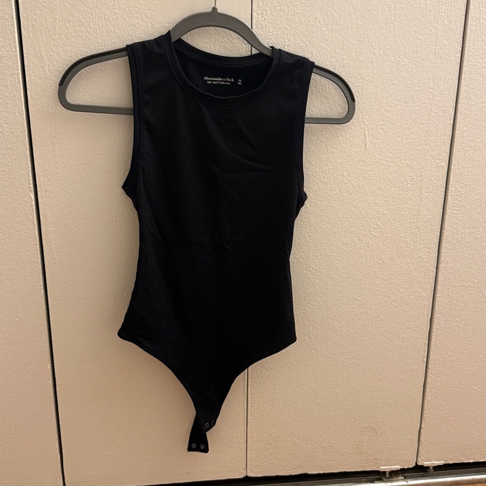 Abercrombie & Fitch Black Top